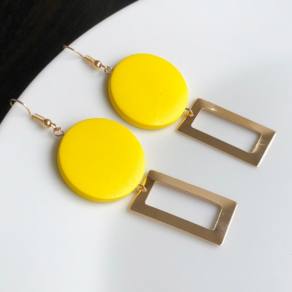 Jewelry - NEW "Theory" Wooden Geometric Earrings (Yellow)